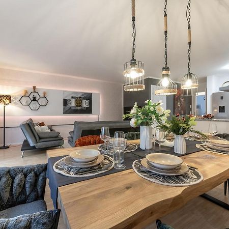 Апартаменты Alpenflair / Luxury / 100Qm / Work / Travel / Netflix Пенцберг Экстерьер фото
