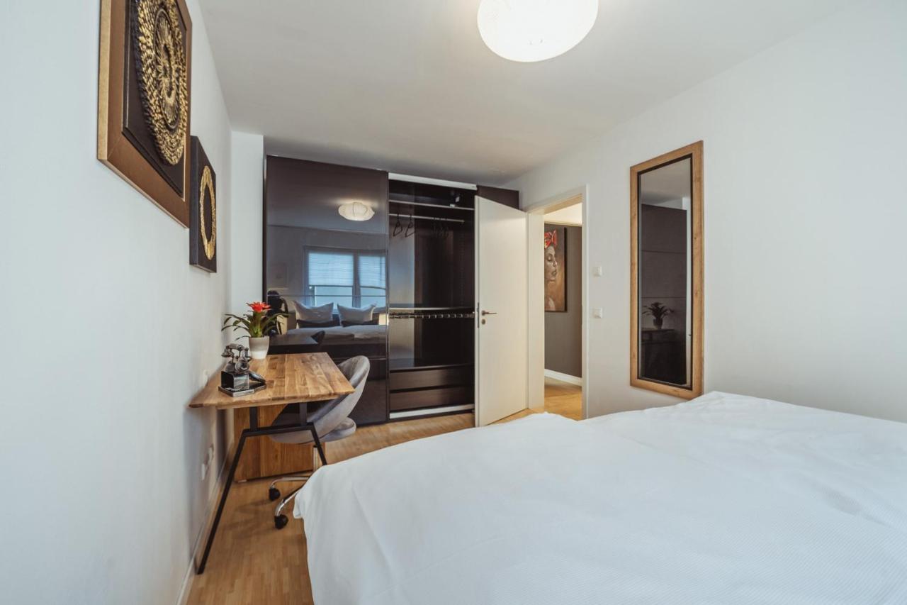 Апартаменты Alpenflair / Luxury / 100Qm / Work / Travel / Netflix Пенцберг Экстерьер фото